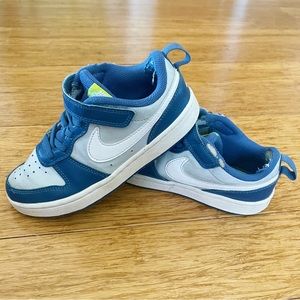 Nike Court Borough Low - 1Y